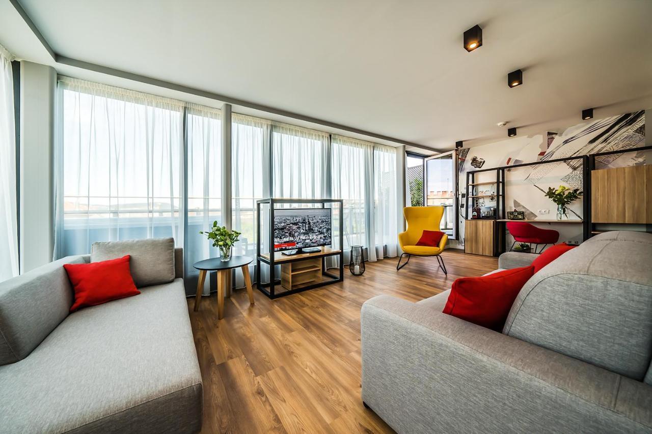 Up Hotel 4*