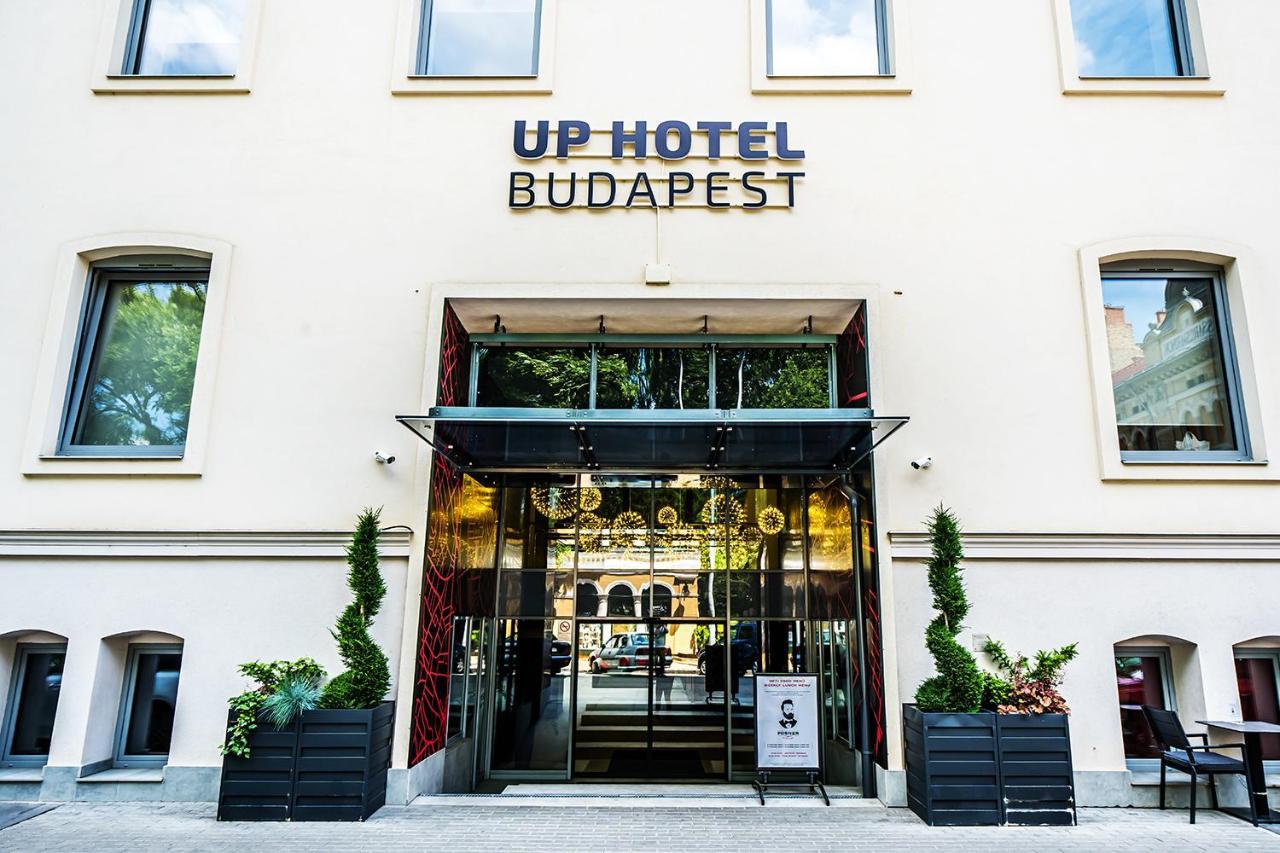 Up Hotel