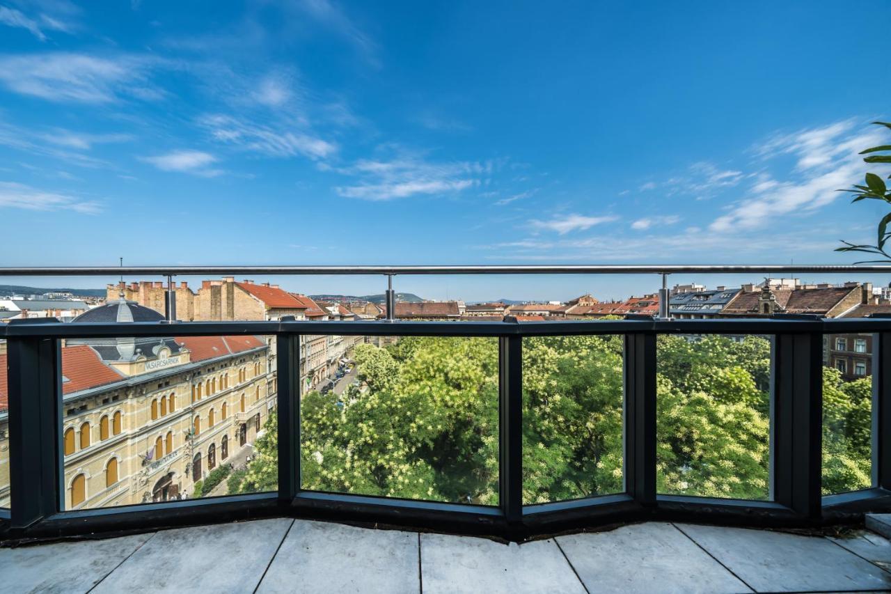 Up Hotel Budapest